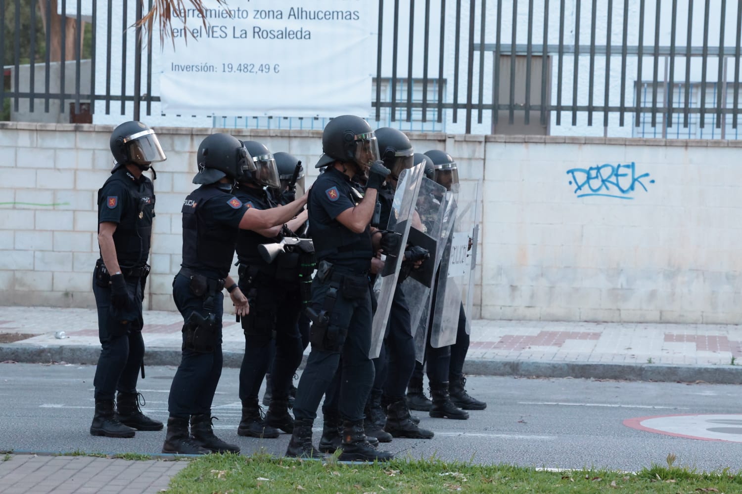 Protestas y cargas policiales en La Rosaleda tras el partido Diario Sur